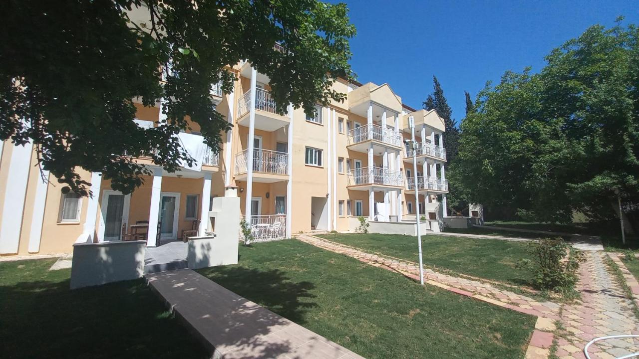 Mediterranean Apart Fethiye Aparthotel Oludeniz Exterior foto